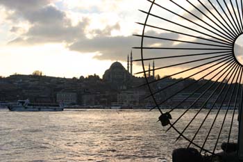 ... et d�sunion de celle-ci - Turquie - Tourisme - Istanbul aux mille facet...